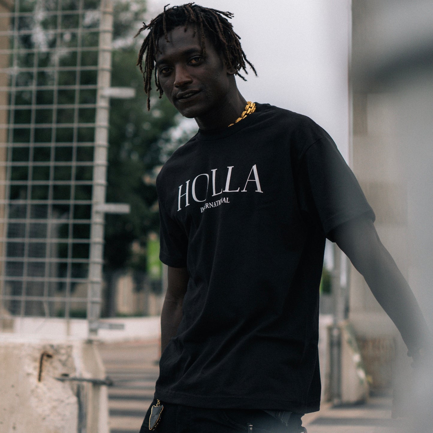 44 HOLLA INTL. T-SHIRT - BLACK/WHITE